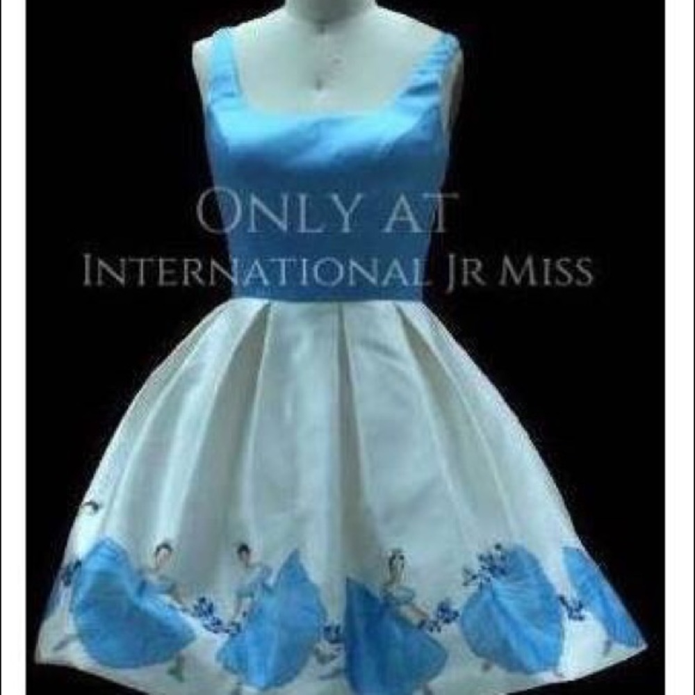 Sherri Hill size 2